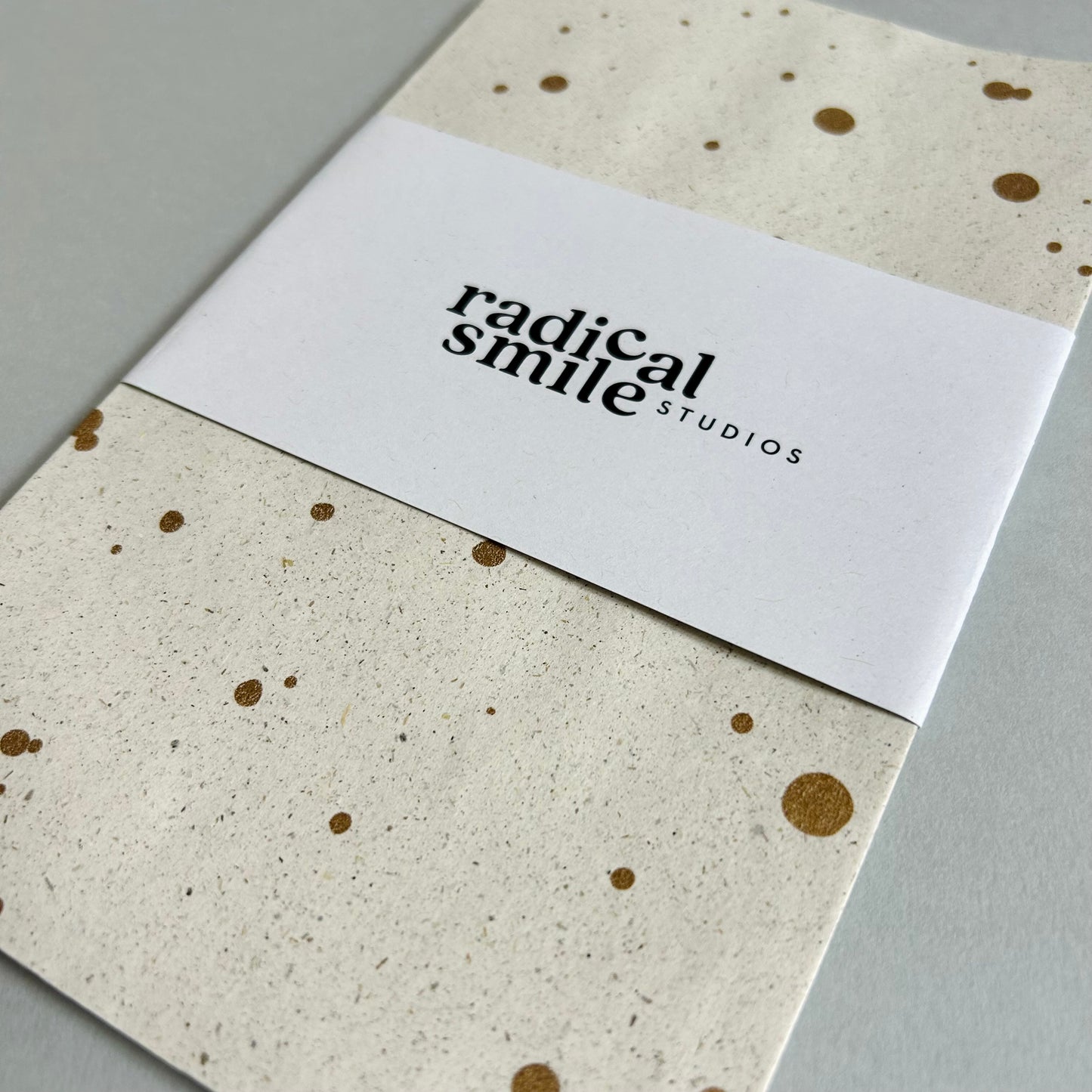 Flatbags - Graspapier, goldene Punkte, diverse Größen